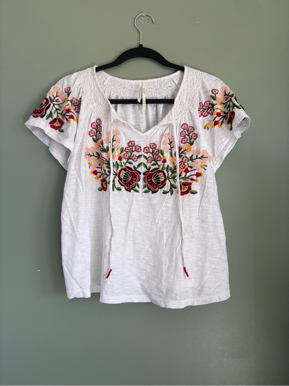 Anthropologie Elodie White Embroidered Floral Peasant Blouse